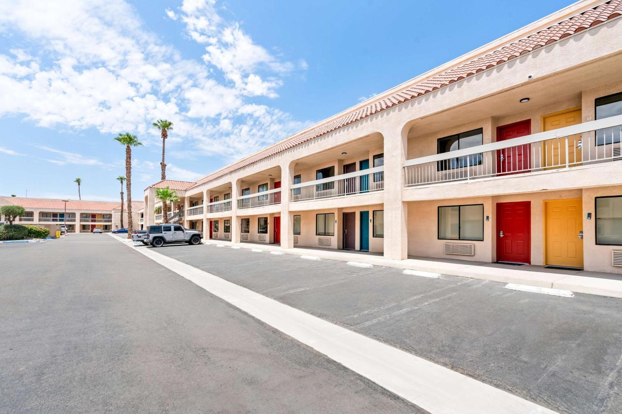 Signature Inn Indio I-10 מראה חיצוני תמונה