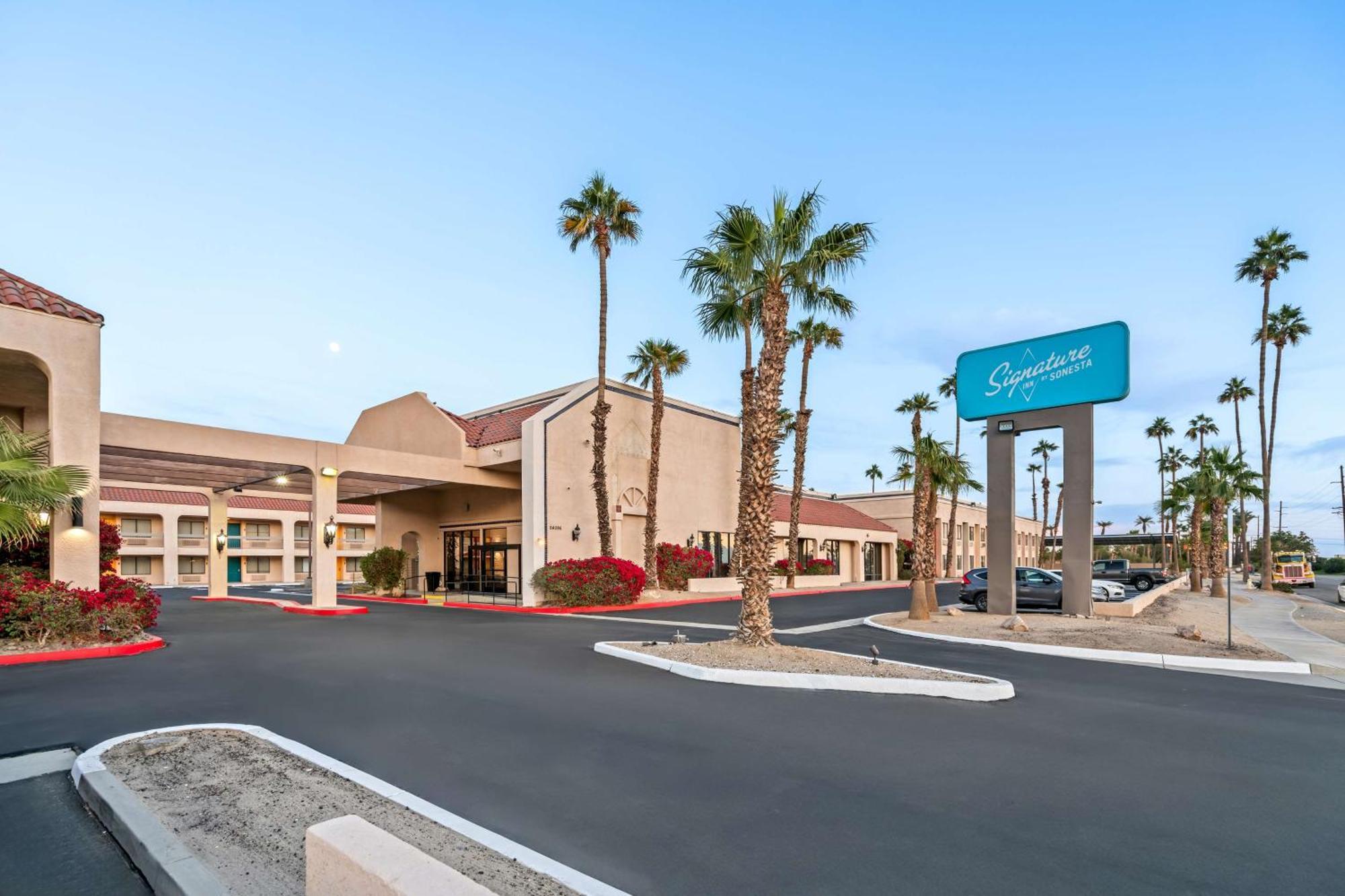 Signature Inn Indio I-10 מראה חיצוני תמונה