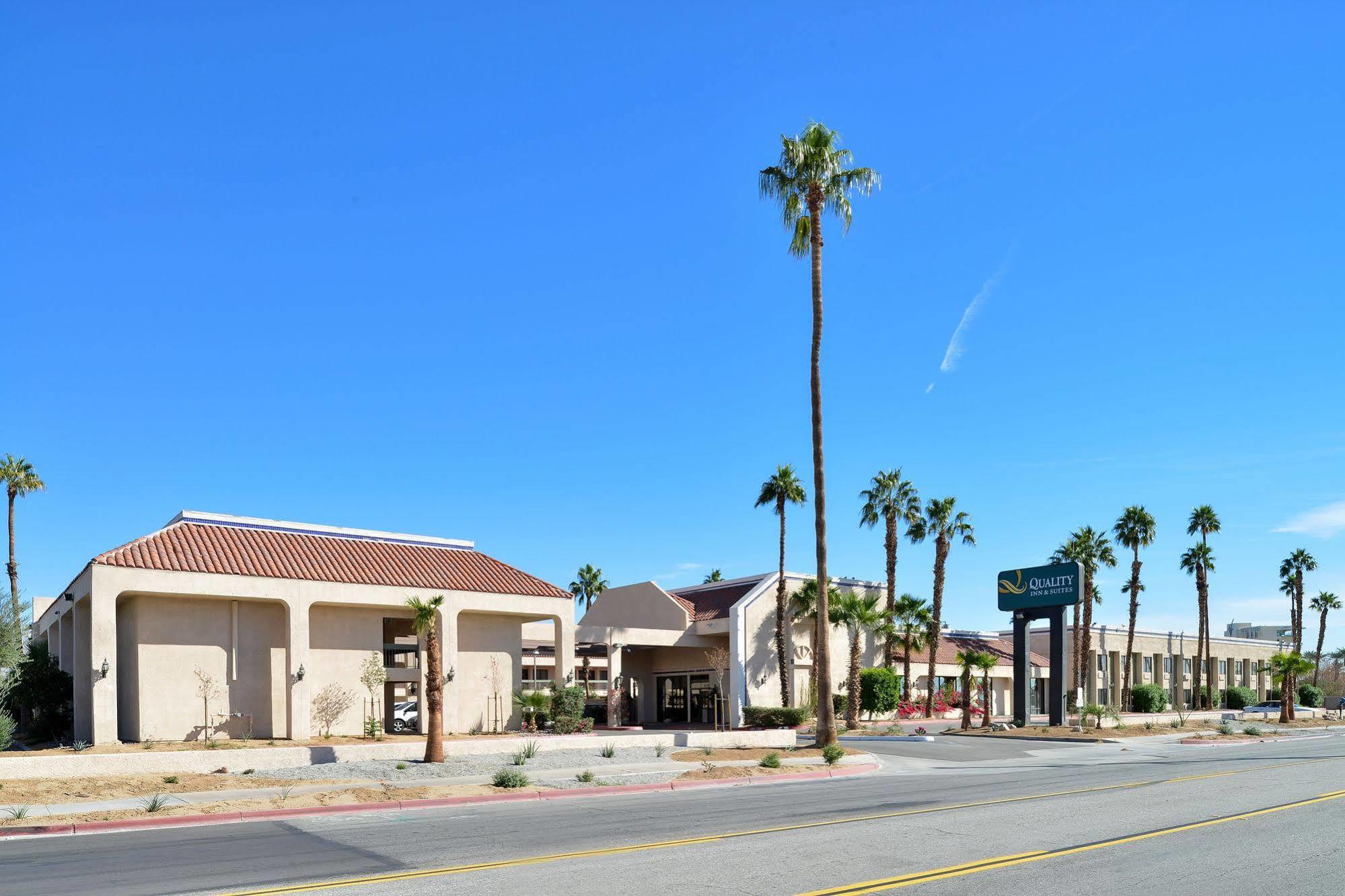 Signature Inn Indio I-10 מראה חיצוני תמונה